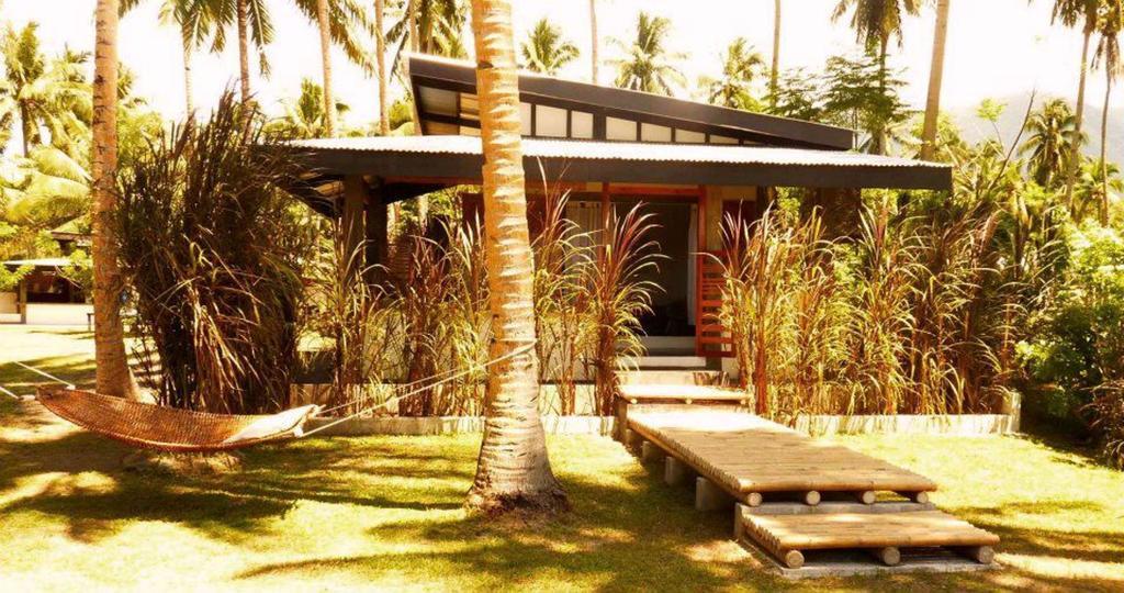Somewhere Else Boutique Resort Mambajao Oda fotoğraf